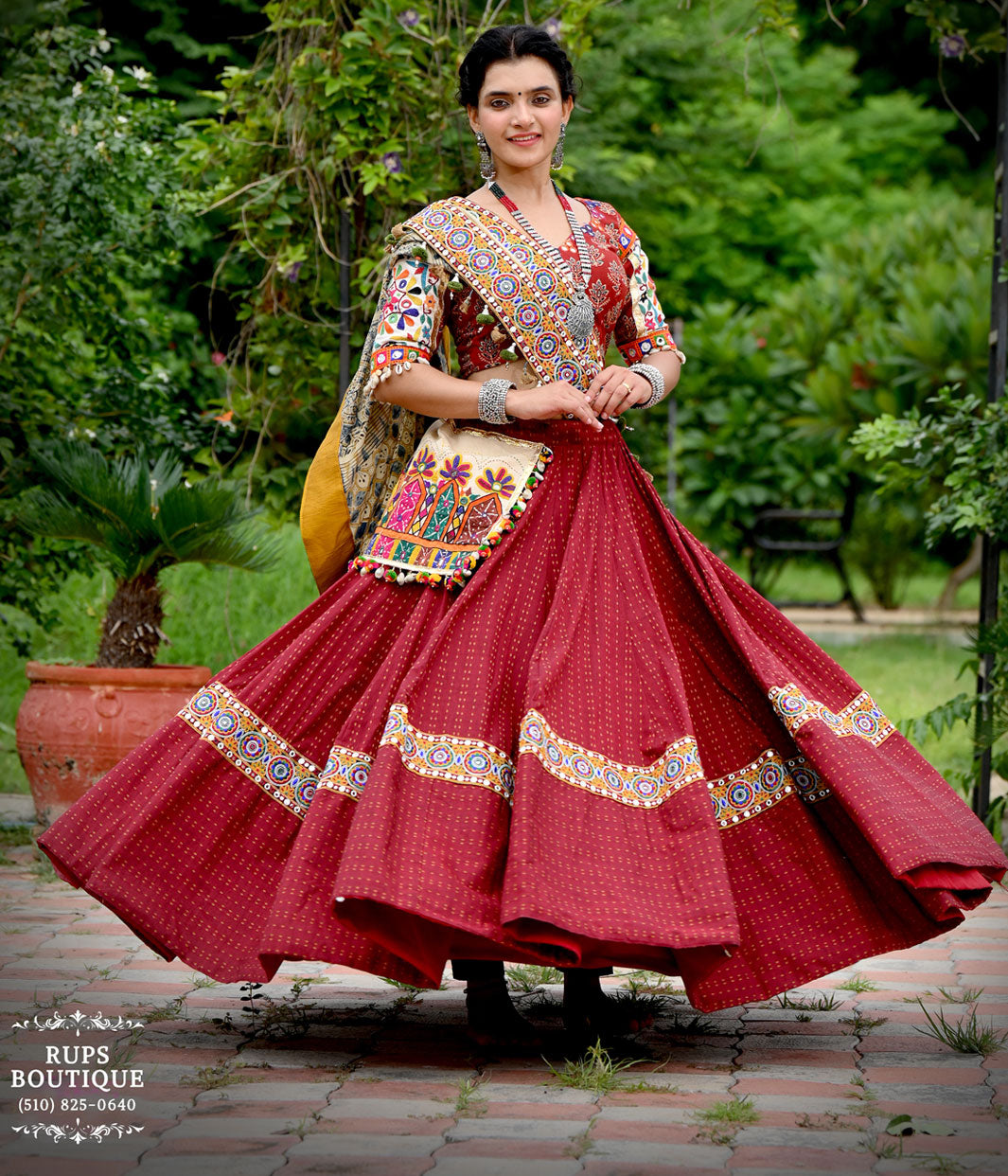 haniya Choli with detailed gamthi work with colourful threads and mirror